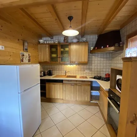 Chalet Le Castor : Dans Le Centre De Chatel